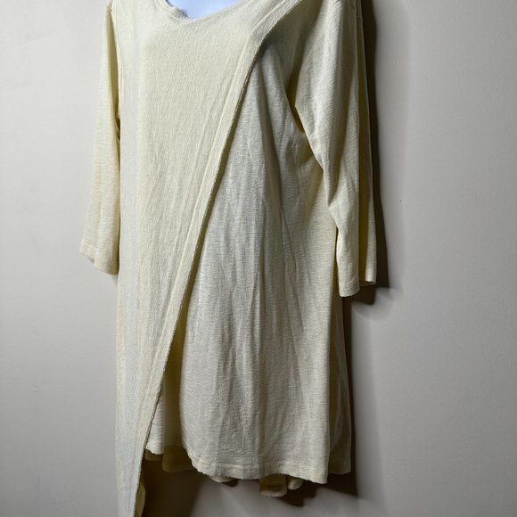 Umgee Cream 3/4 Sleeves Asymmetrical Top Size Large - Picture 2 of 5